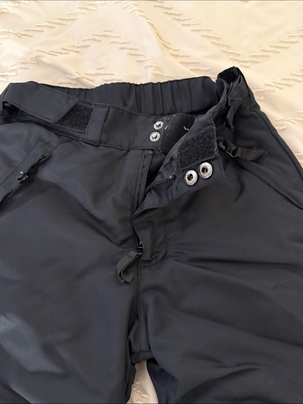 Black Insulated Snow Pants - Picture 5 of 10